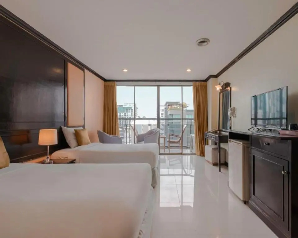 Mike Beach Resort Pattaya - Chambres