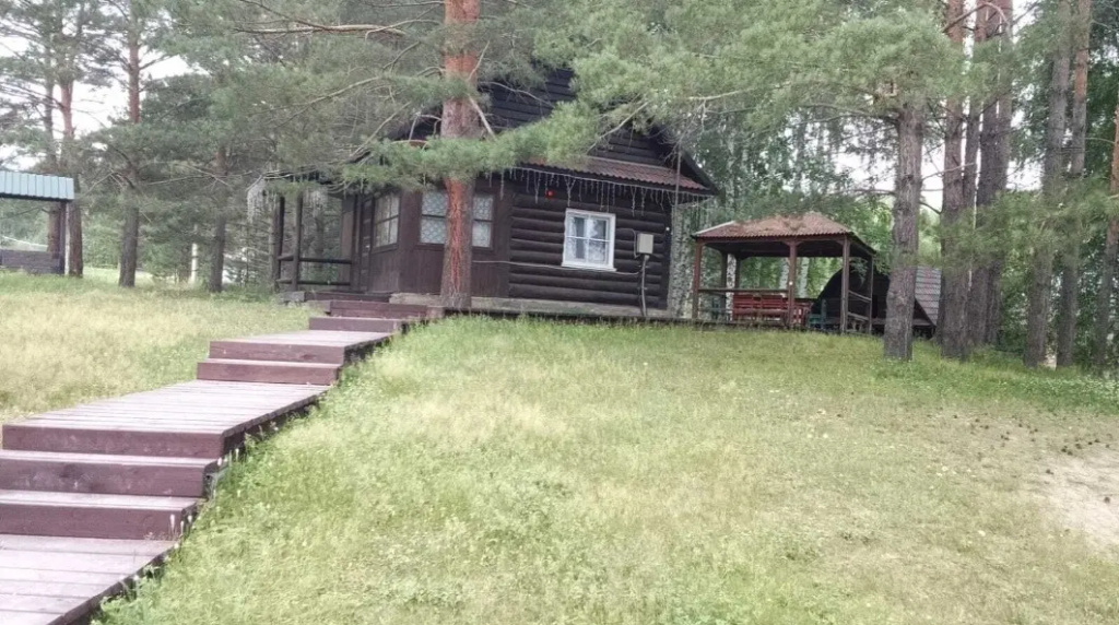 Quadruple Family Studio with view