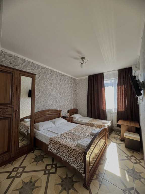 Трёхместный номер Comfort в Dvin