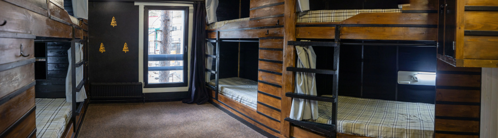 Bed in Dorm