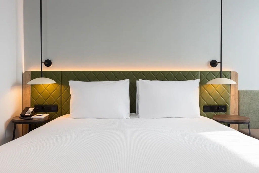 Glenver Garden Hotel Room Type - Standard Double room full double bed