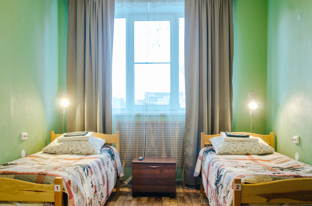 Economy Double room with city view twin beds