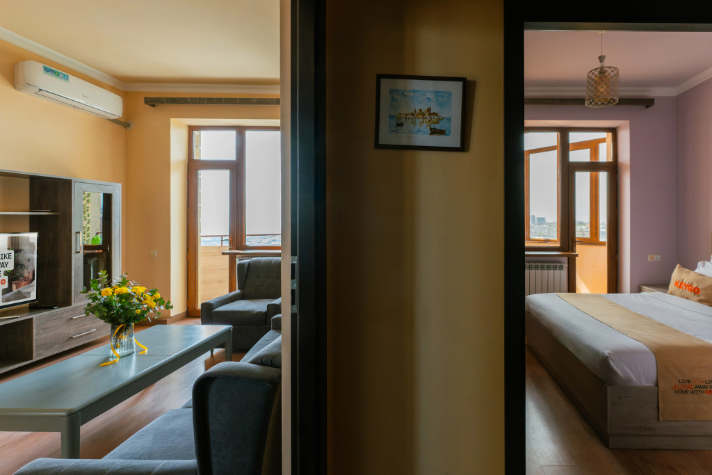 1BR/Double Balcony/Sunset View/Self checkin/Keygo 42 Apartments