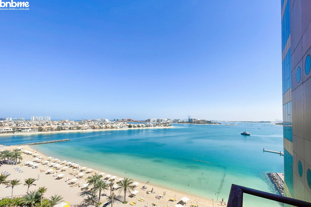 Апартаменты bnbmehomes | Look over the Palm and Arabian Sea-504 — фото