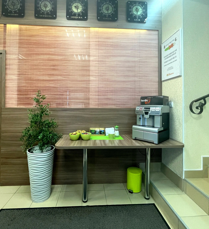 Lobby & Reception
