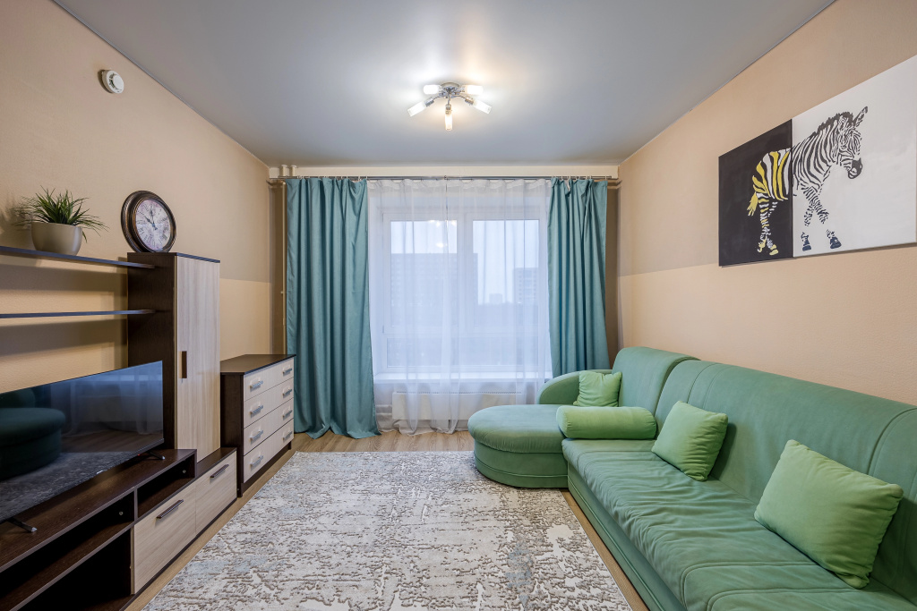 V Moskve Flat — 3