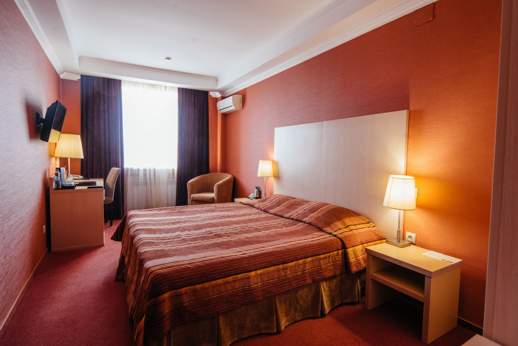 Standard Double room (full double bed)