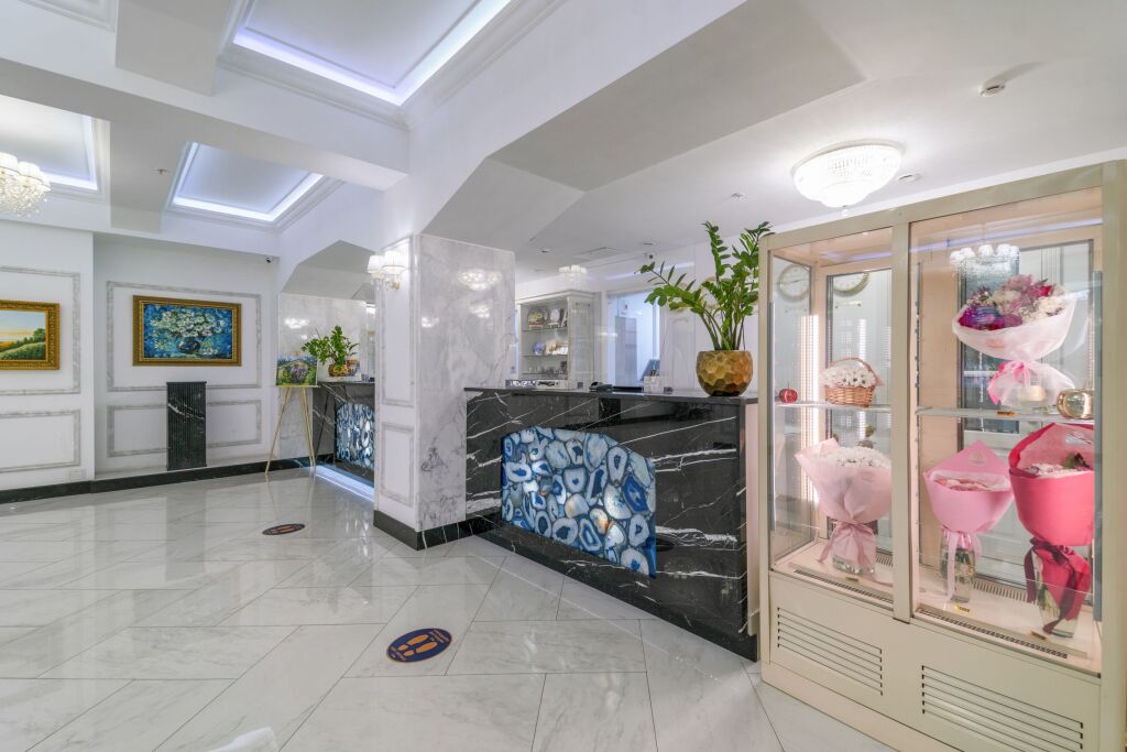 7 Avenue Hotel and Spa