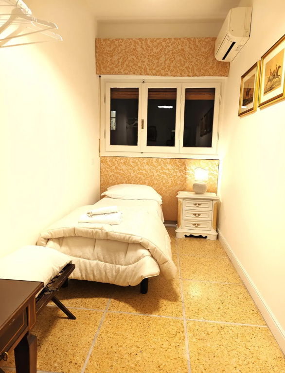 Economy Single room with city view