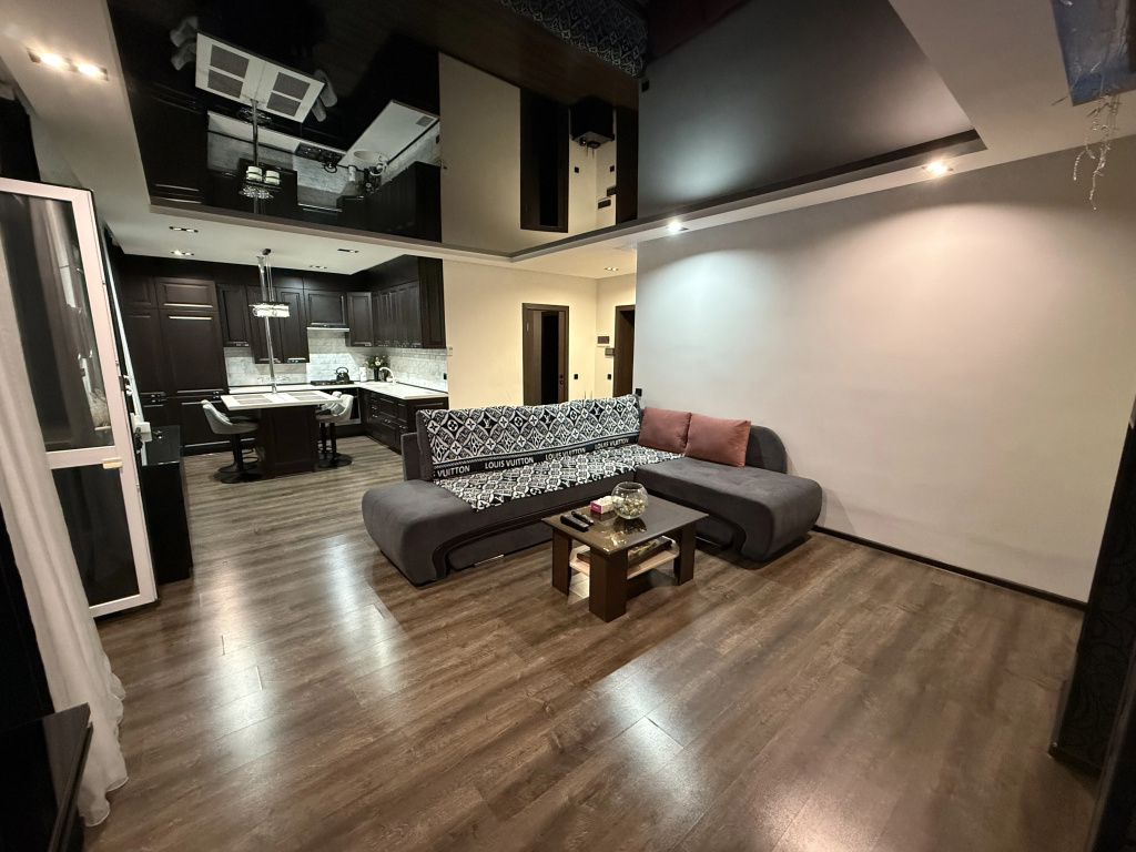 Na Goritskom Flat — 4