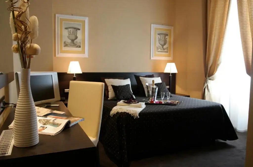 Superior Double room (full double bed)