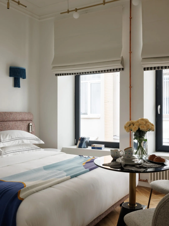 Отель Апартаменты D apartments Тихая премиум студия на Невском в Санкт-Петербурге