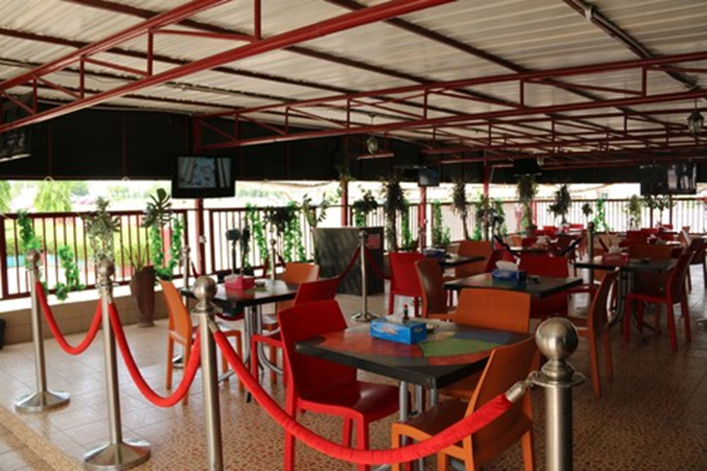 Fountain Suites Hotel - Photo 2