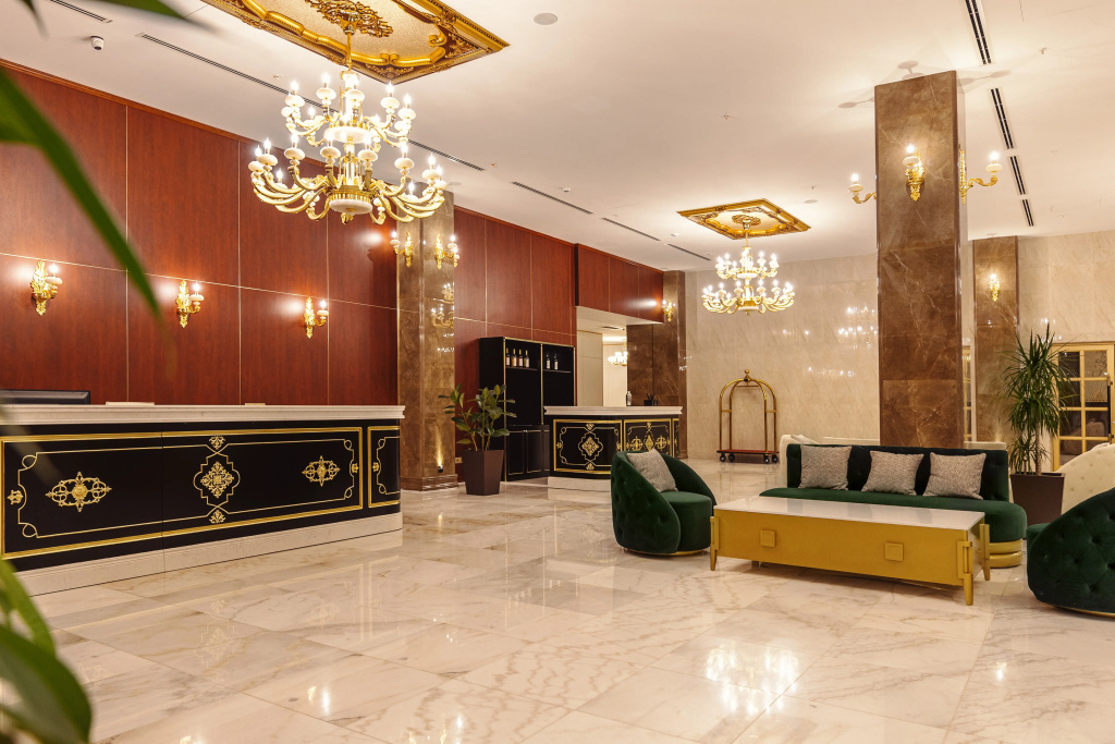 Lobby & Reception
