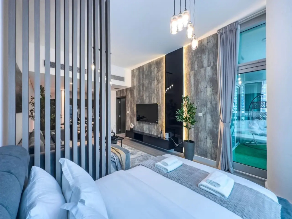 Отель Квартира Marina Elegance: Walk to JBR Beach & Ain Dubai в Дубае
