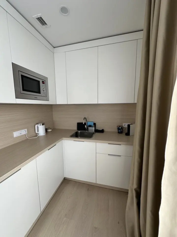 Отель Апартаменты 2 Комн. в 100м. от Метро Ботанический Сад в Москве