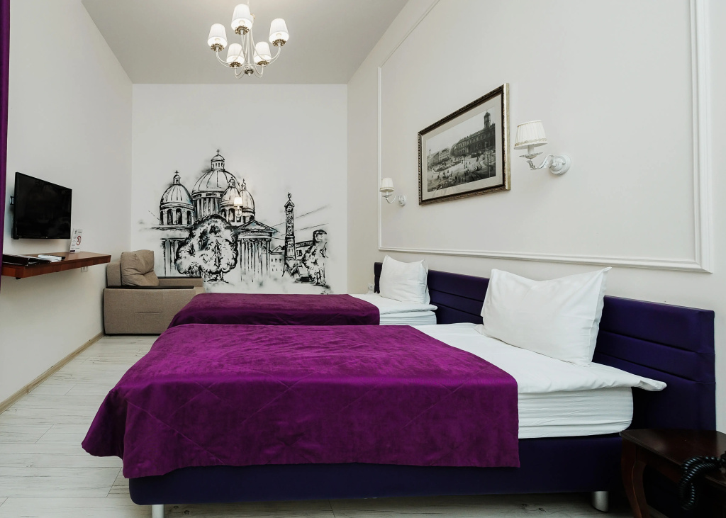 Family Double room (full double bed)