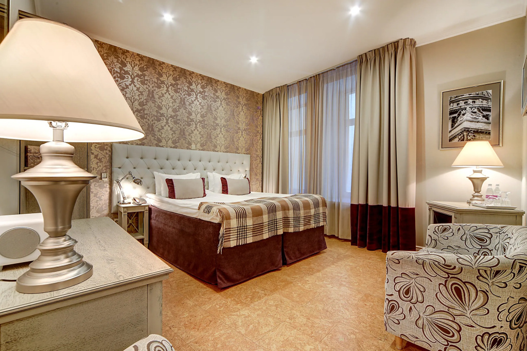 Pushka Inn Hotel Room Type - Standard Double room with courtyard view full double bed