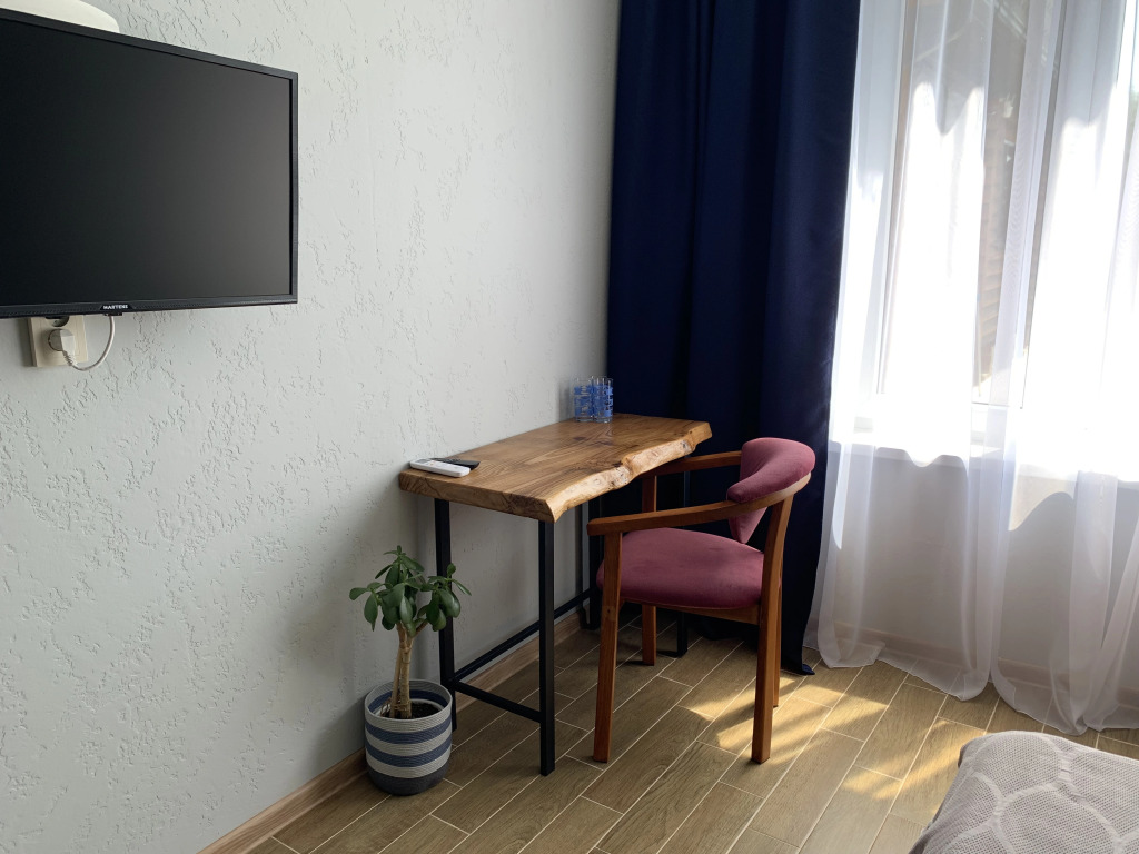 Трёхместный номер Comfort в Три камня