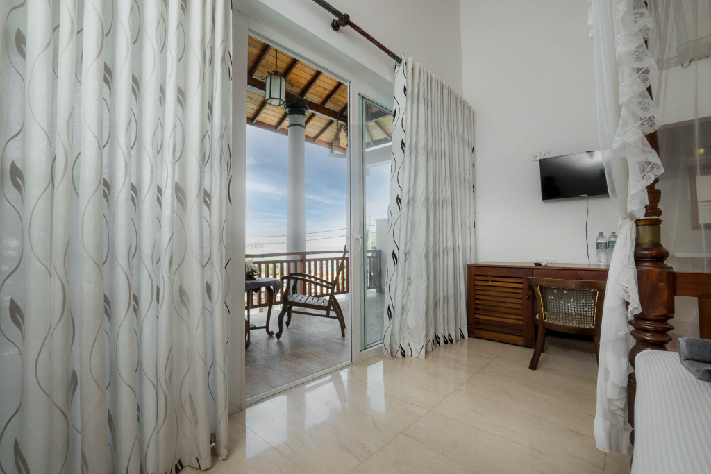 Neptune Bay Hotel
