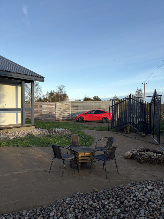 Четырёхместный семейный коттедж с видом на внутренний двор в Ракита