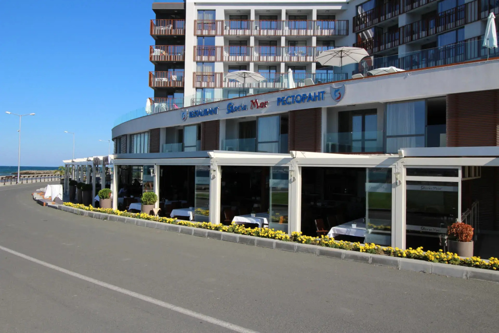 Paradiso Studio Apartments
