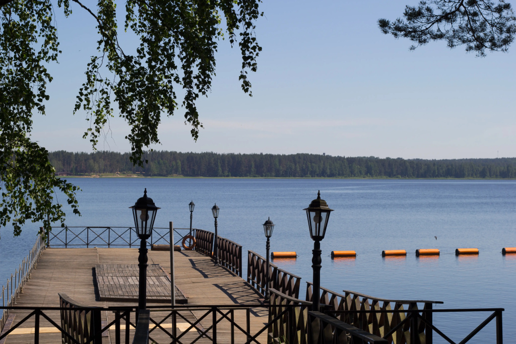 Beach & Waterfront
