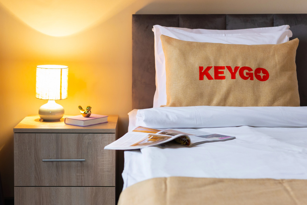 Апартаменты Студия KeyGo #0135 рядом с Каскадом — фото