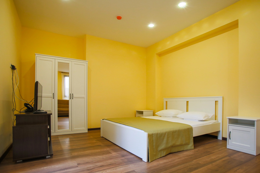 Double Studio with balcony (full double bed)