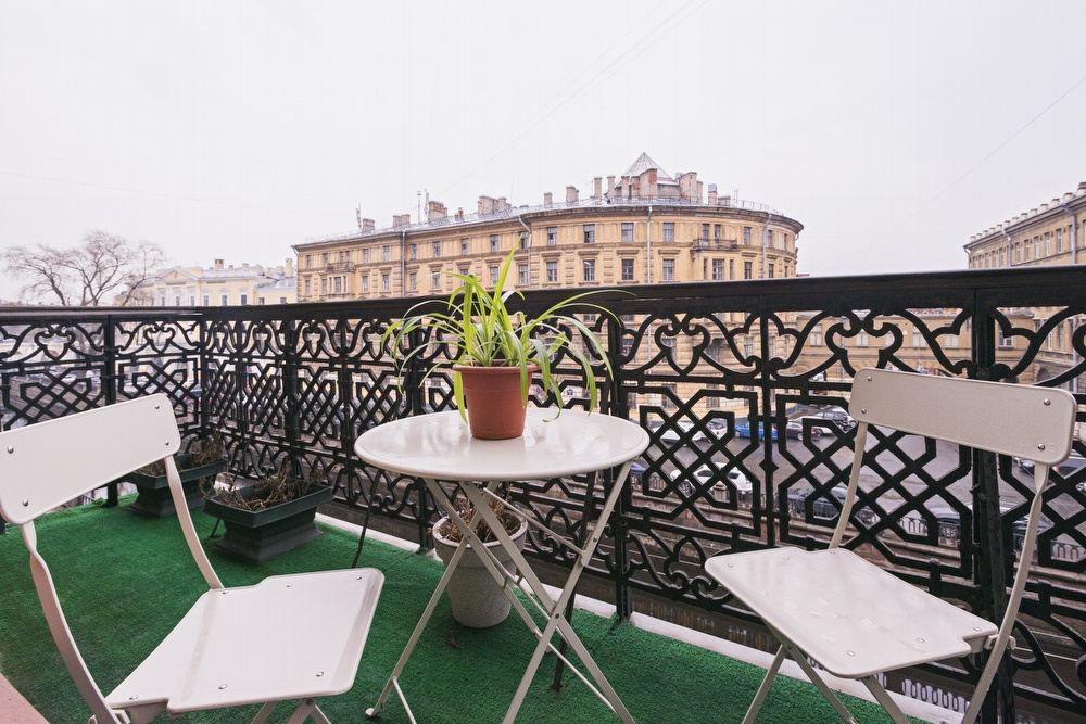 Balcony & Terrace