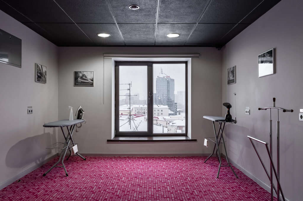 Lobby & Reception