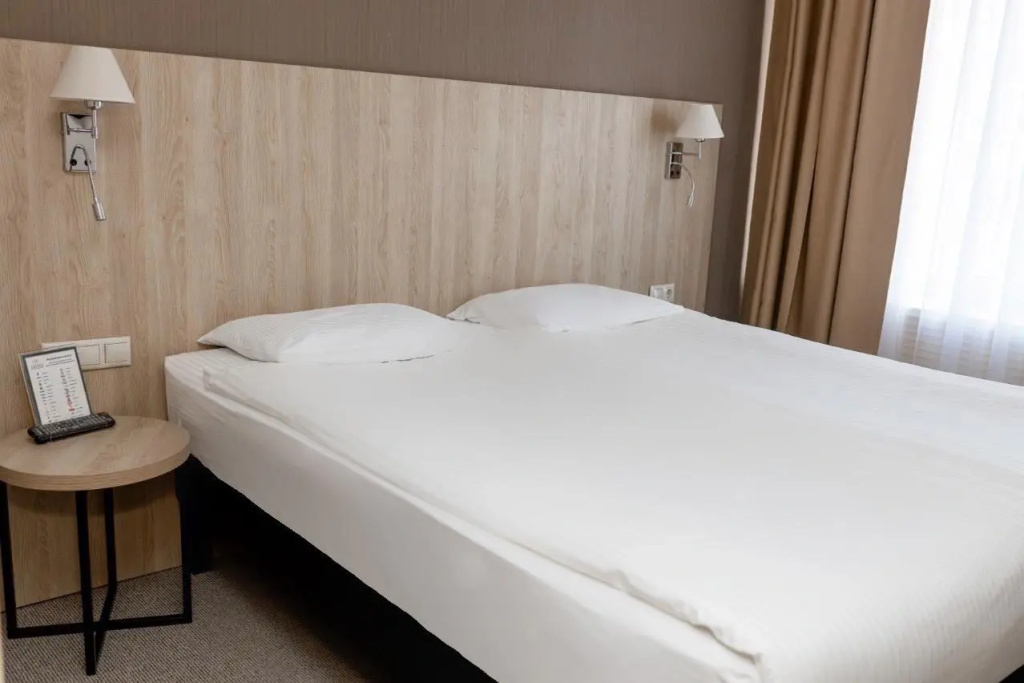 Amaks Voronezh Park Hotel Room Type - Business Superior Double full double bed