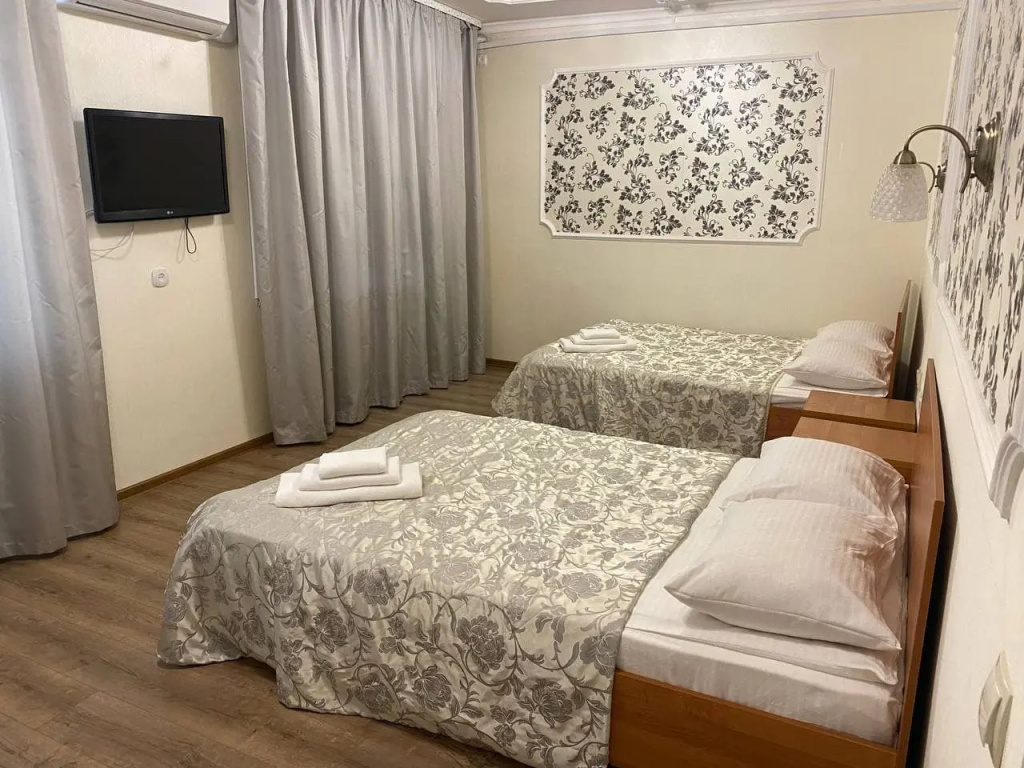 Lena Hotel Room Type - Premium Double room full double bed