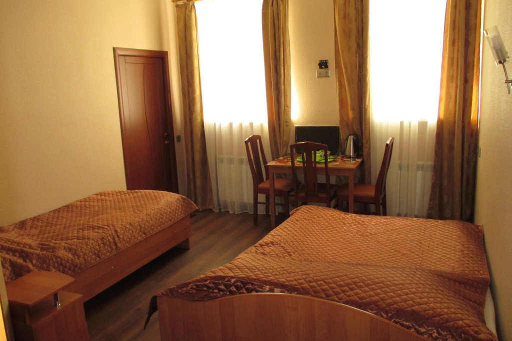 Allan Hotel