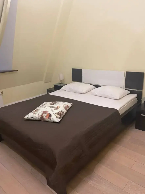 1 Bedroom Double Apartment (full double bed)
