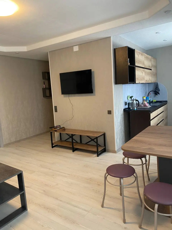 V Nyrobe Flat — 4