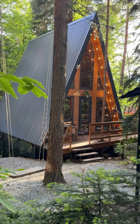 Attic Cottage with view
