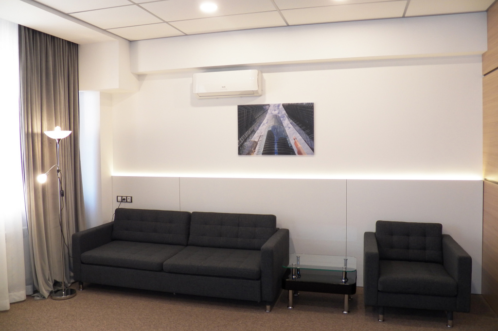 Urban Hotel Room Type - Comfort Triple room with city view