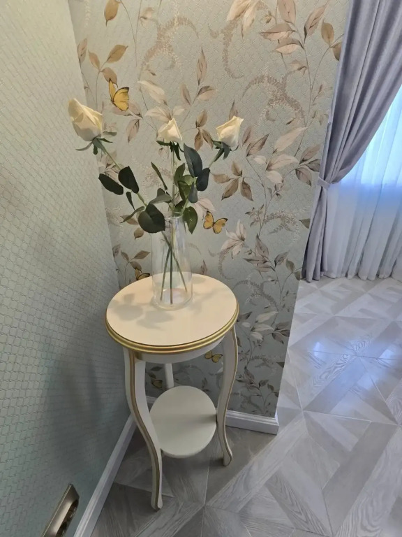 Коттедж с 4 комнатами с балконом в Зеленый пейзаж