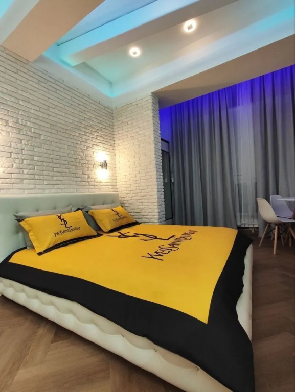 Апартаменты с панорамными окнами на Автозаводской 23с120 — фото