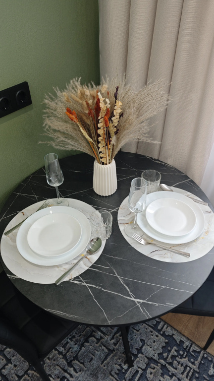 Новая Студия -апартамент с кухней, посудомойкой, стиралкой для двоих + допместо 3 этаж 10 минут от центра Нижнего Новгорода — фото