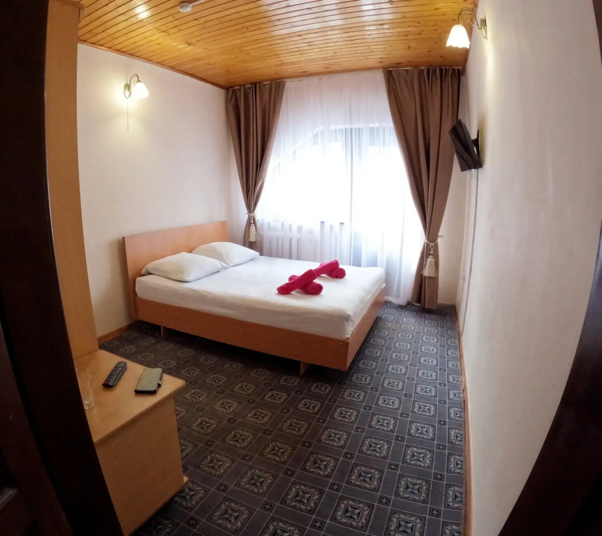 2 Bedrooms Standard room with mountain view