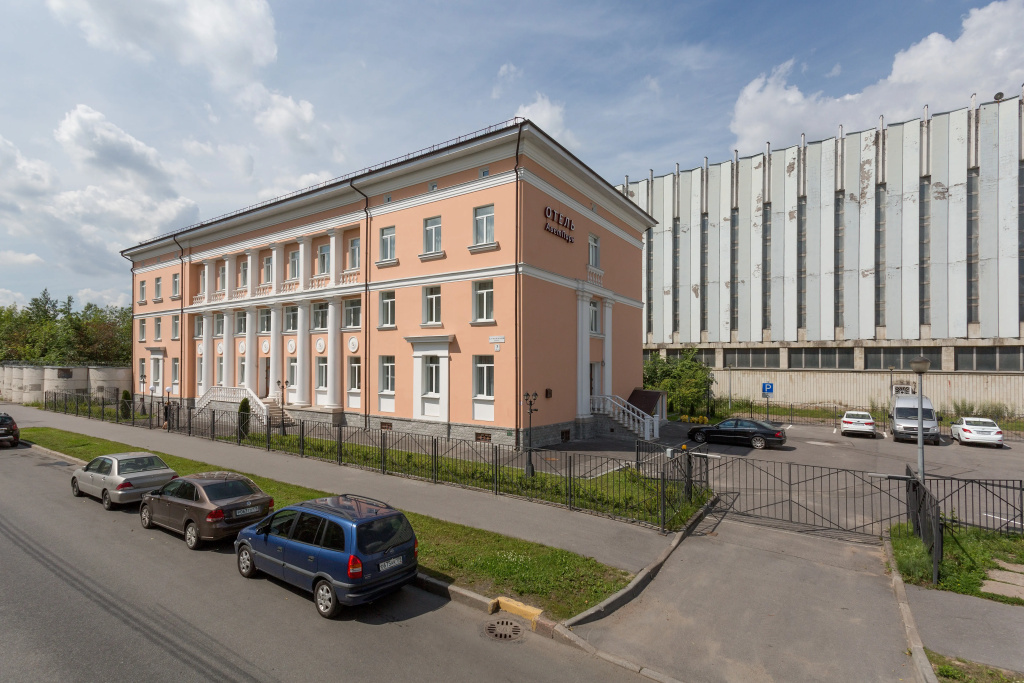 Отель Аветпарк — фото