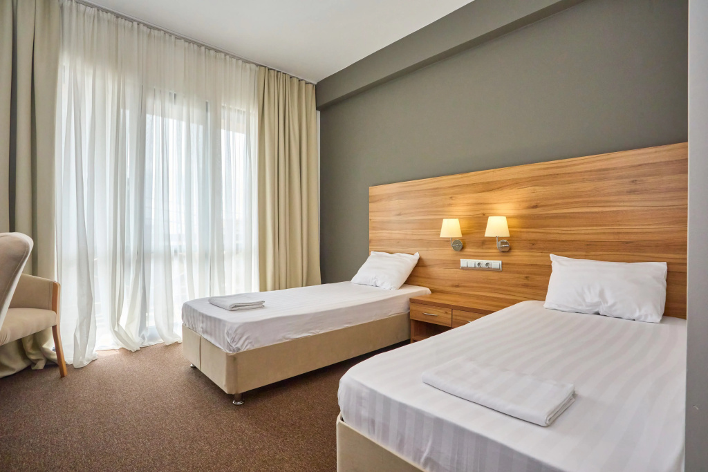 Standard Double room with balcony (twin beds)