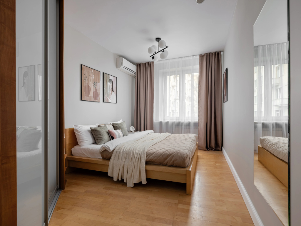 Квартира GM Apartments Стильная Трехкомнатная с балконом и видом на Патриаршие — фото