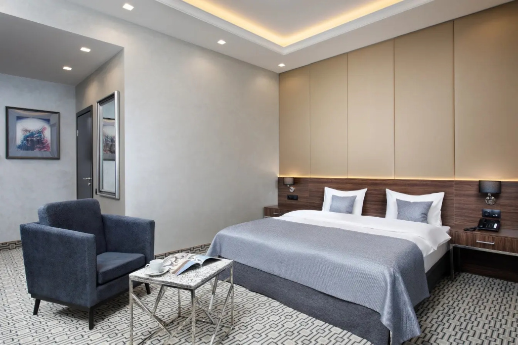 Hotel Park Rodnik Room Type - Deluxe Double room with balcony full double bed