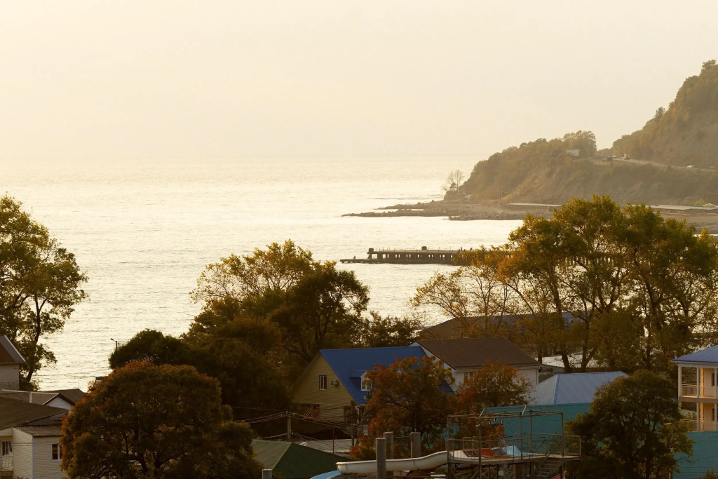 Beach & Waterfront