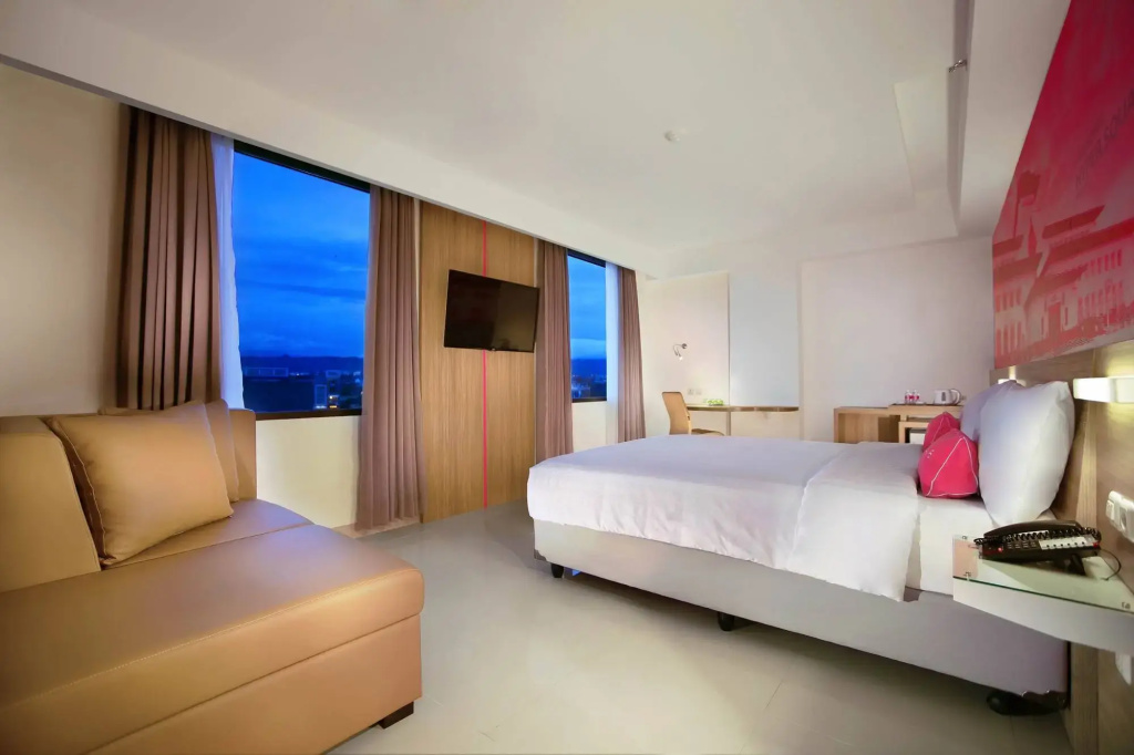 Executive Double room (full double bed)