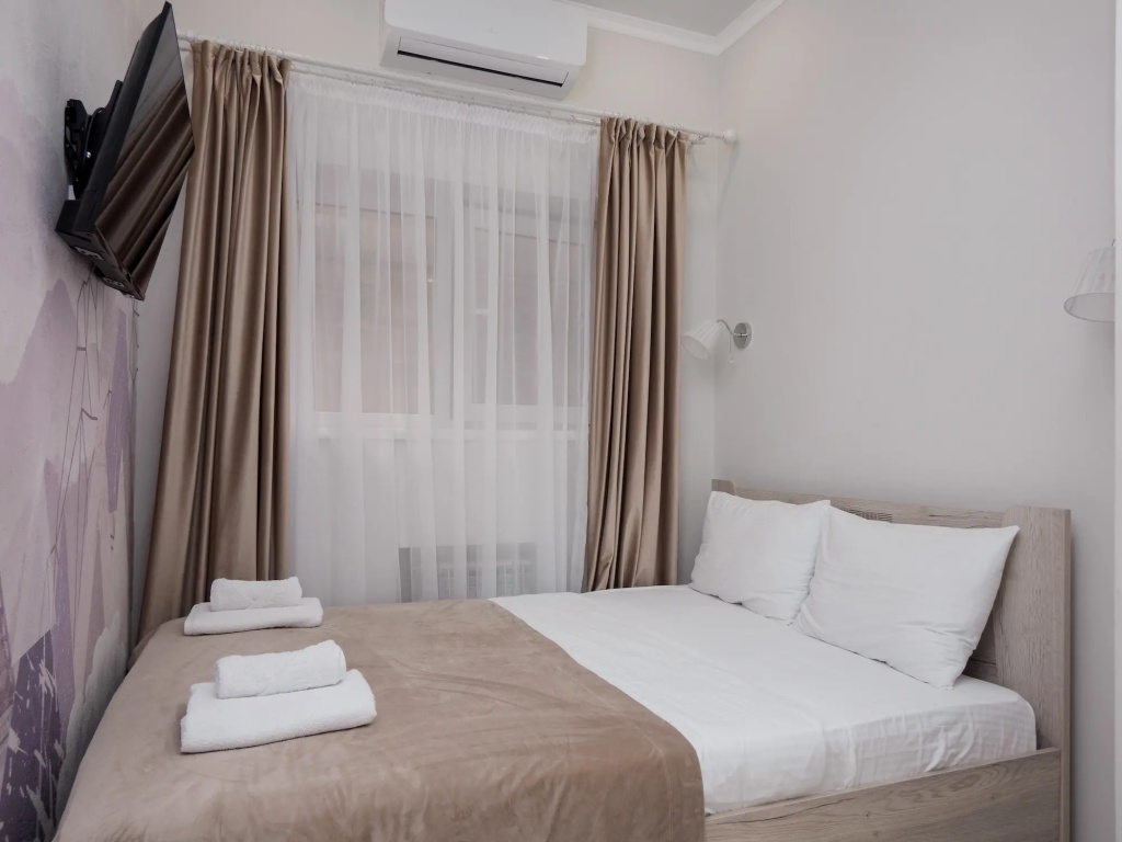 Economy Double Studio (full double bed)