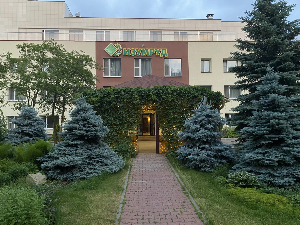 Отель Изумруд